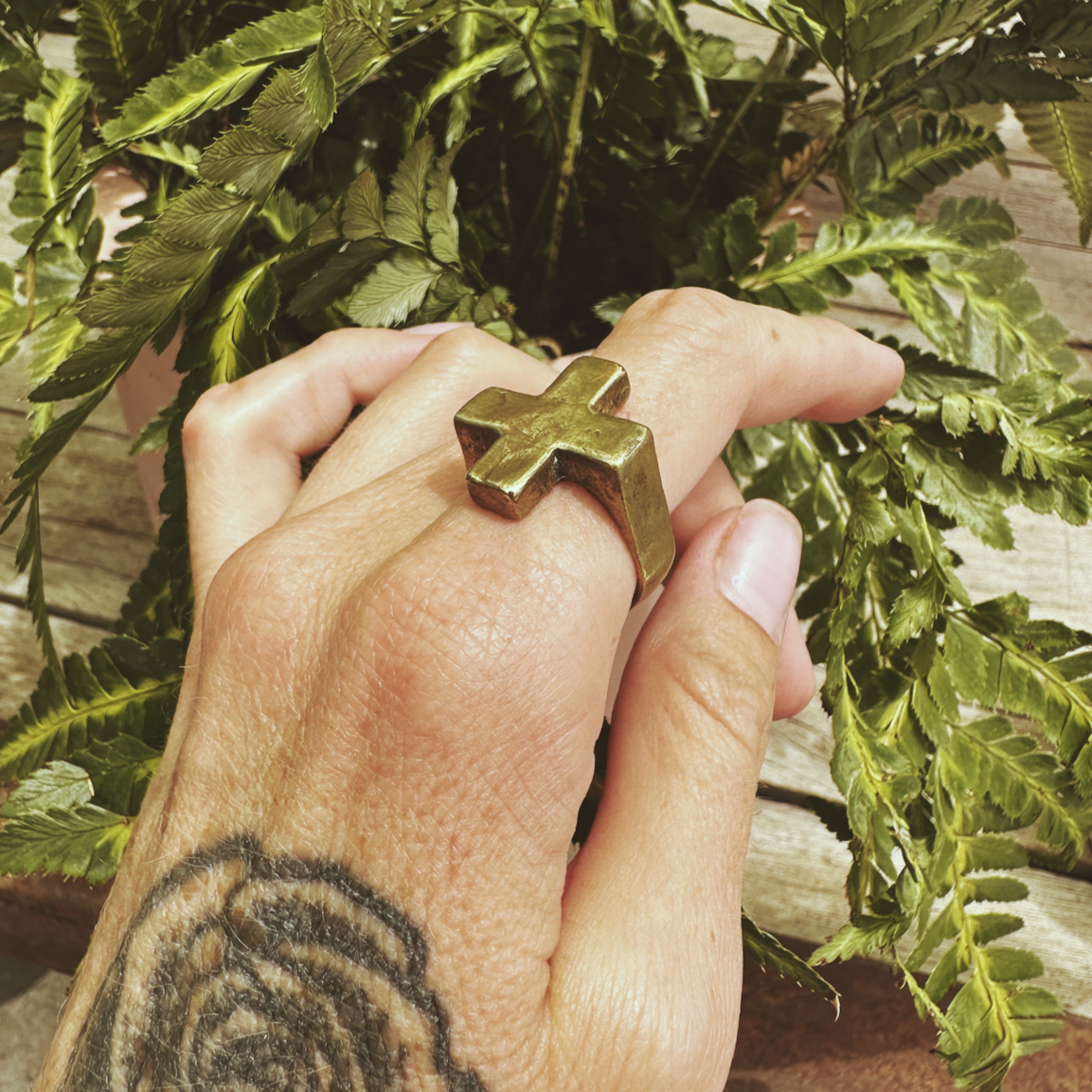 The Cross Ring