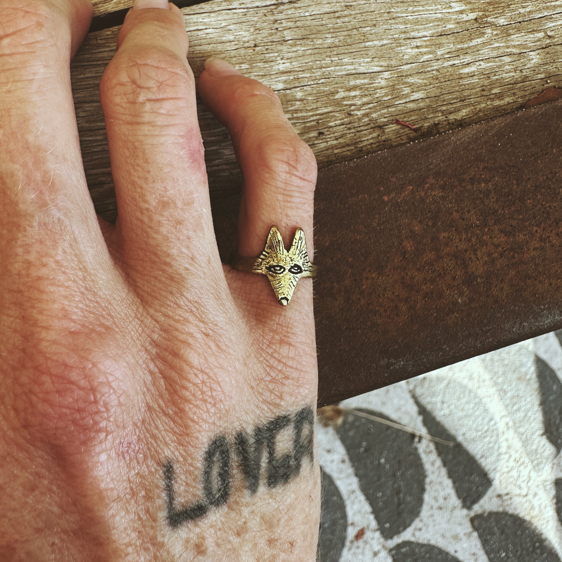 The Itty Coyote Ring