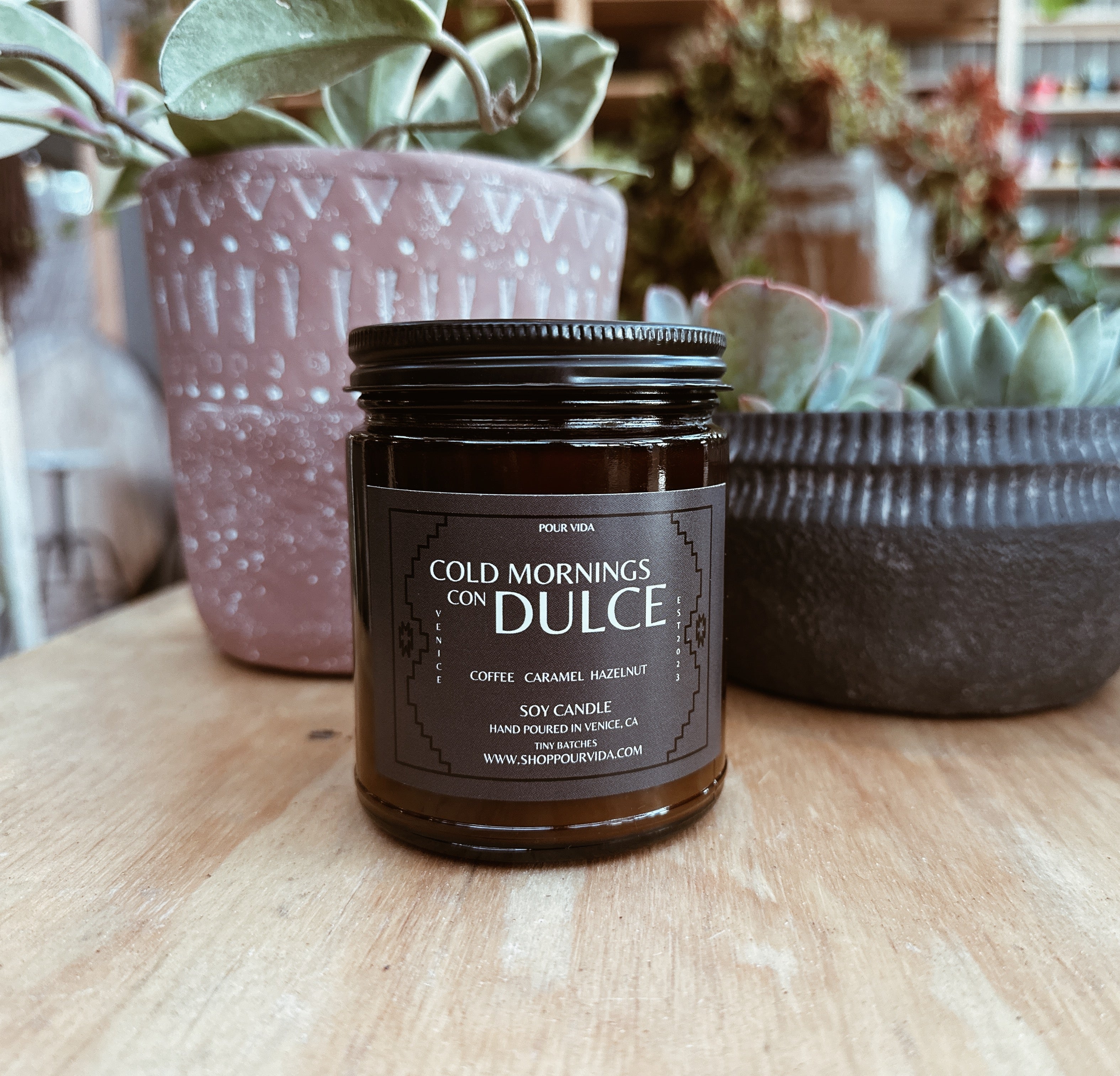 Cold Mornings Con Dulce Candle, 8oz